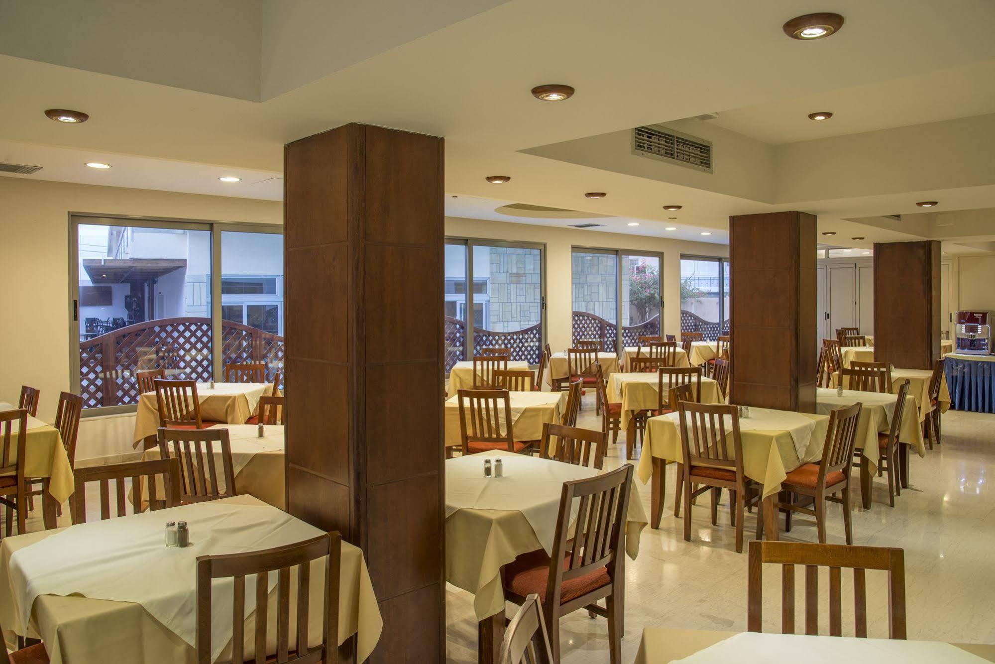 Manousos City Hotel Rhodes City Bagian luar foto