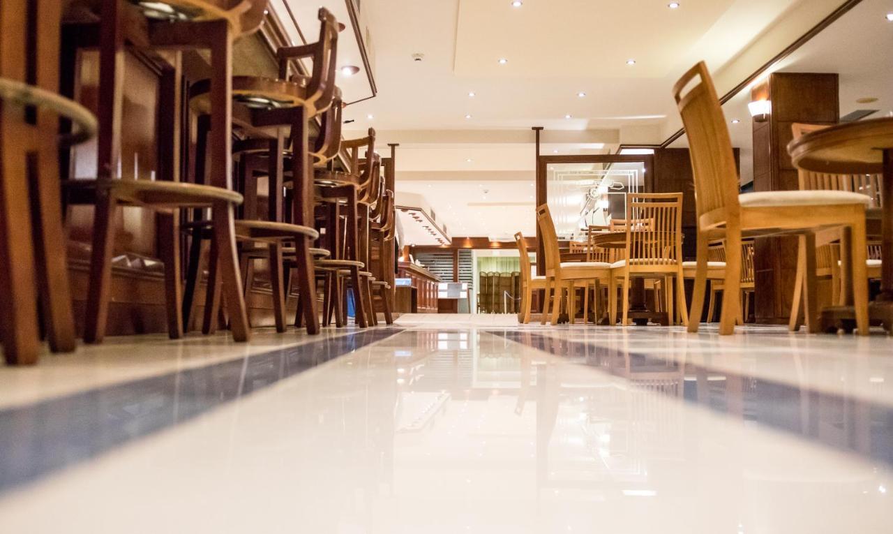 Manousos City Hotel Rhodes City Bagian luar foto